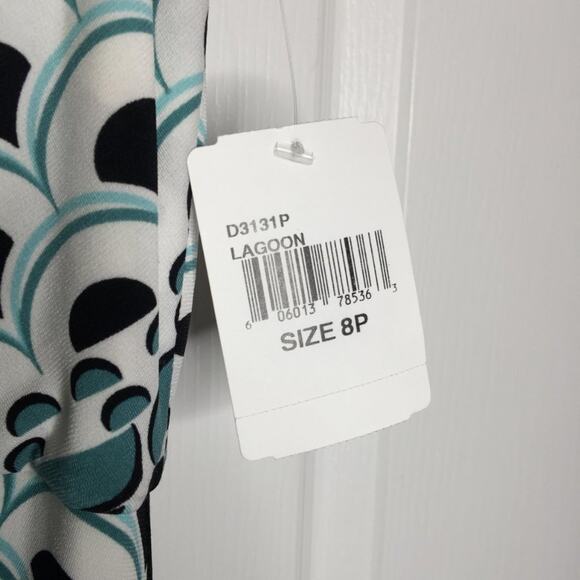 Donna Morgan Sleeveless Sheath Dress Twisted Front V-Neckline Printed Size 8 - Picture 7 of 8